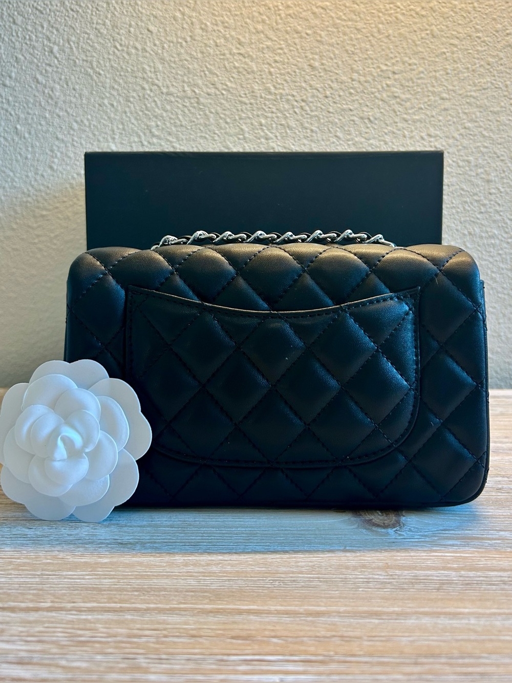 Mini Flap in Black Lambskin - Picture 8 of 8